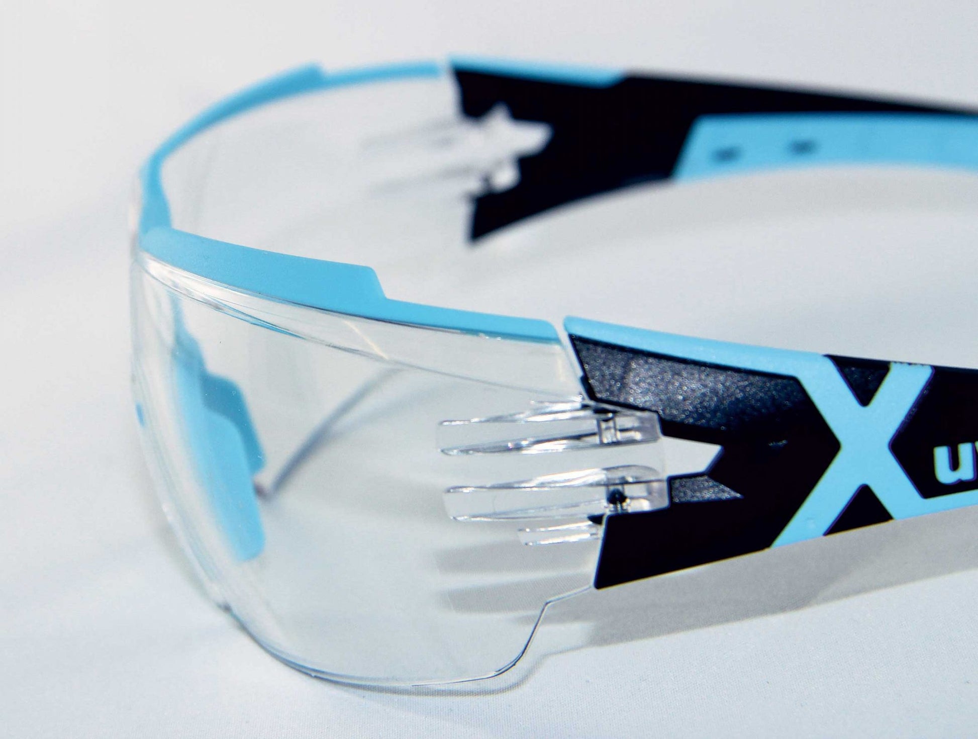 Uvex Schutzbrille 9198237 – grau, beschlagfrei, kratzfest, UV-Schutz