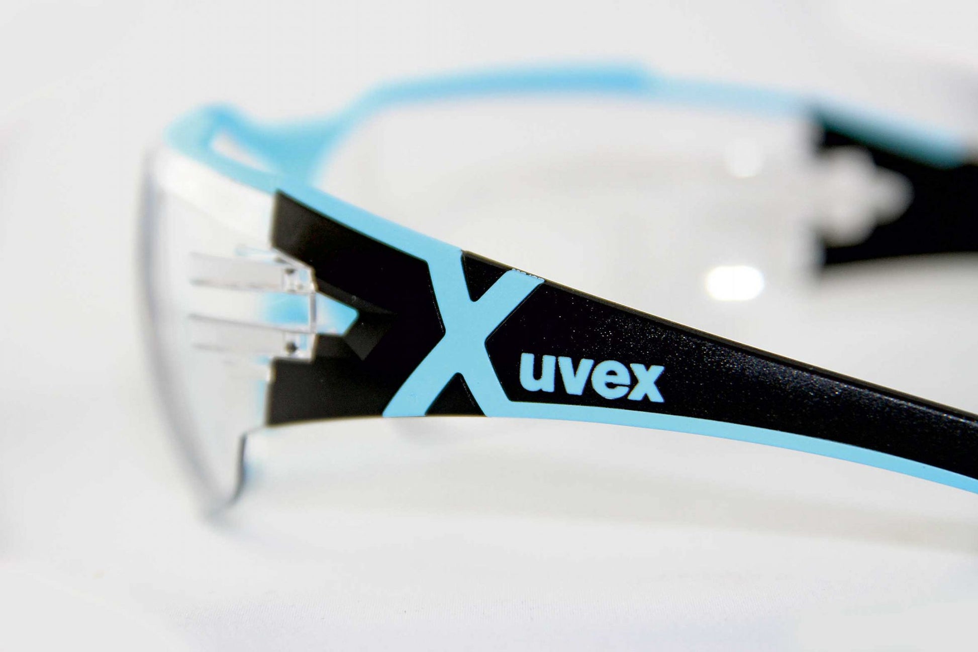 Uvex Schutzbrille 9198237 – grau, beschlagfrei, kratzfest, UV-Schutz