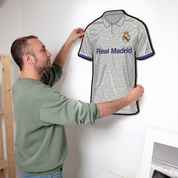 Iconic Puzzles Real Madrid CF Trikot – Logikspiel, ab 10 Jahren, 180 Min
