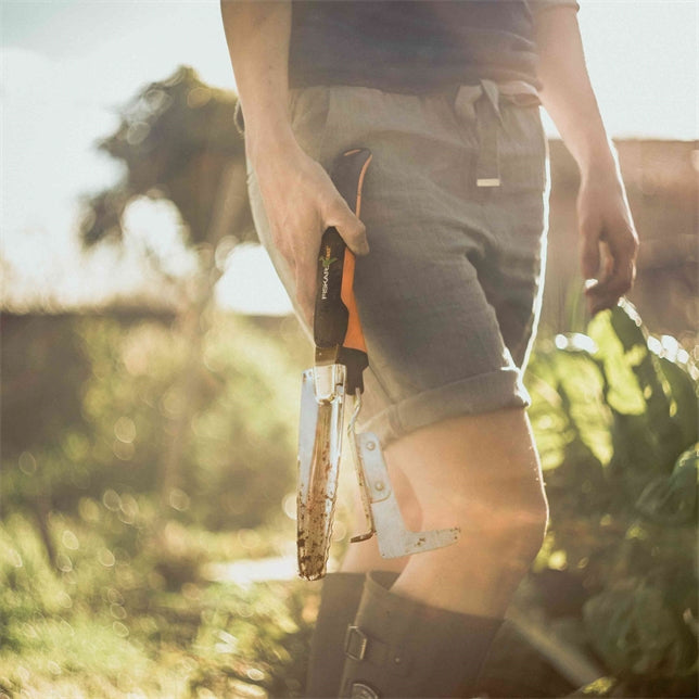 Fiskars Xact Unkrautstecher – 0,26 kg, Edelstahl