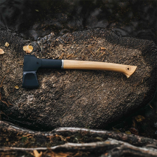 Fiskars Norden N12 – Spaltaxt 526 mm, Hickorygriff (FSC-Holz), schwarz, mit Scheide