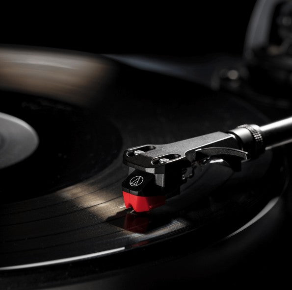 Audio-Technica AT-VM95ML – Stiftkassette (MicroLinear), Silber, für AT-VMN95