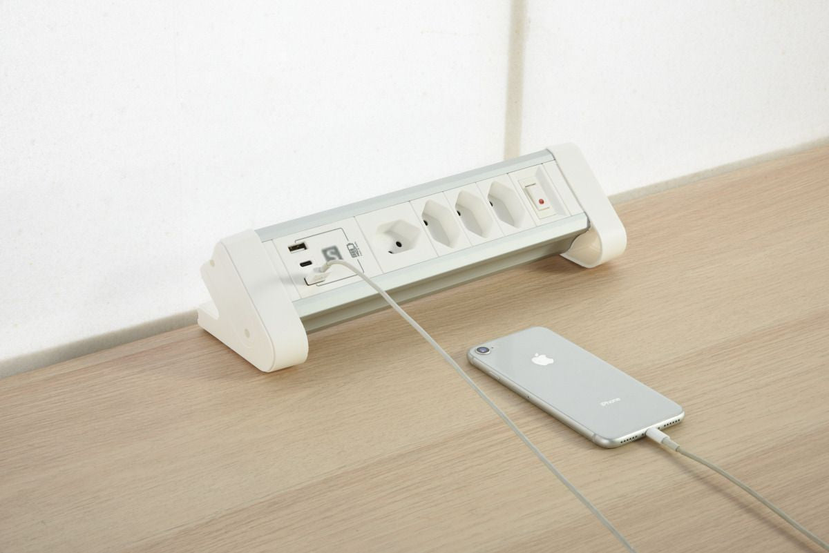 M. Schönenberger 85.861.4A – Tischsteckdosenleiste, 4× T13, 2× USB-A + 1× USB-C, 2 m, Stecker T12
