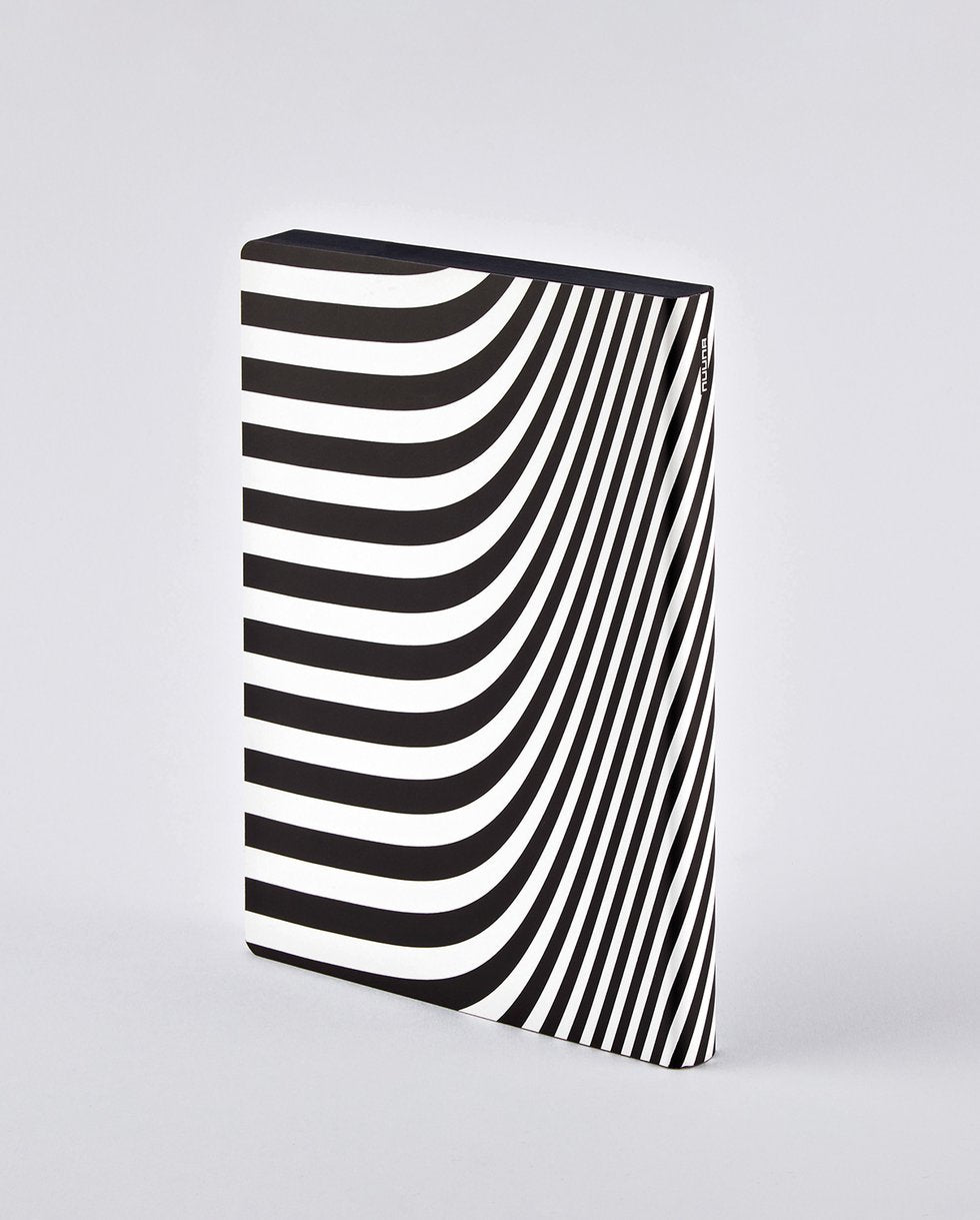 nuuna Notizbuch A5, 256 Seiten – schwarz, weiss