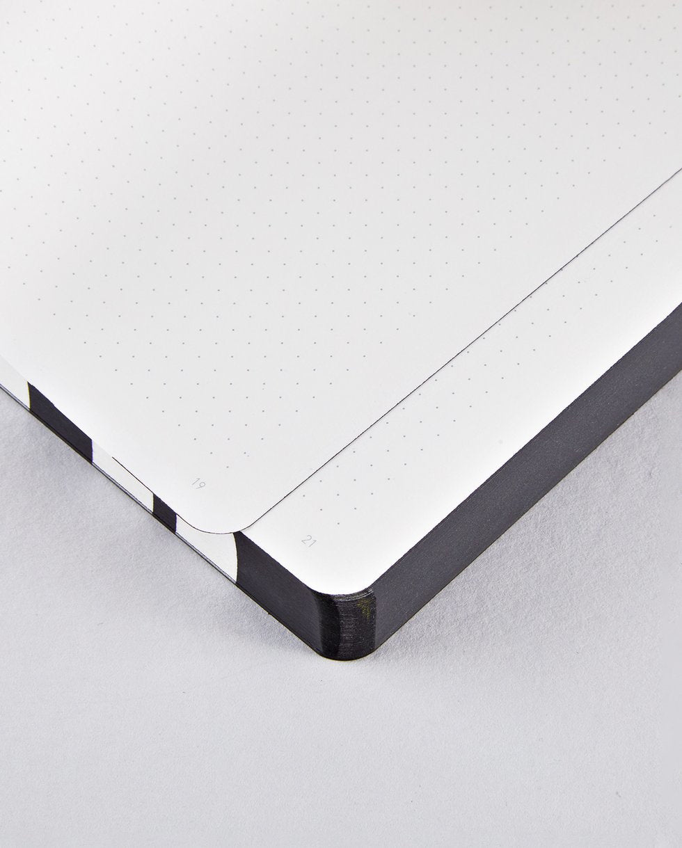 nuuna Notizbuch Graphic L, A5, 256 Seiten – schwarz, weiss