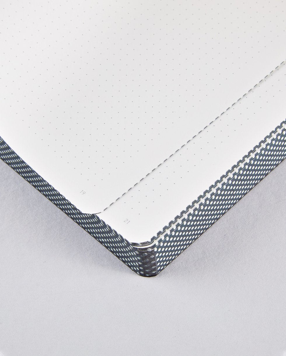 nuuna Notizbuch Graphic L, A5, 256 Seiten – schwarz, weiss