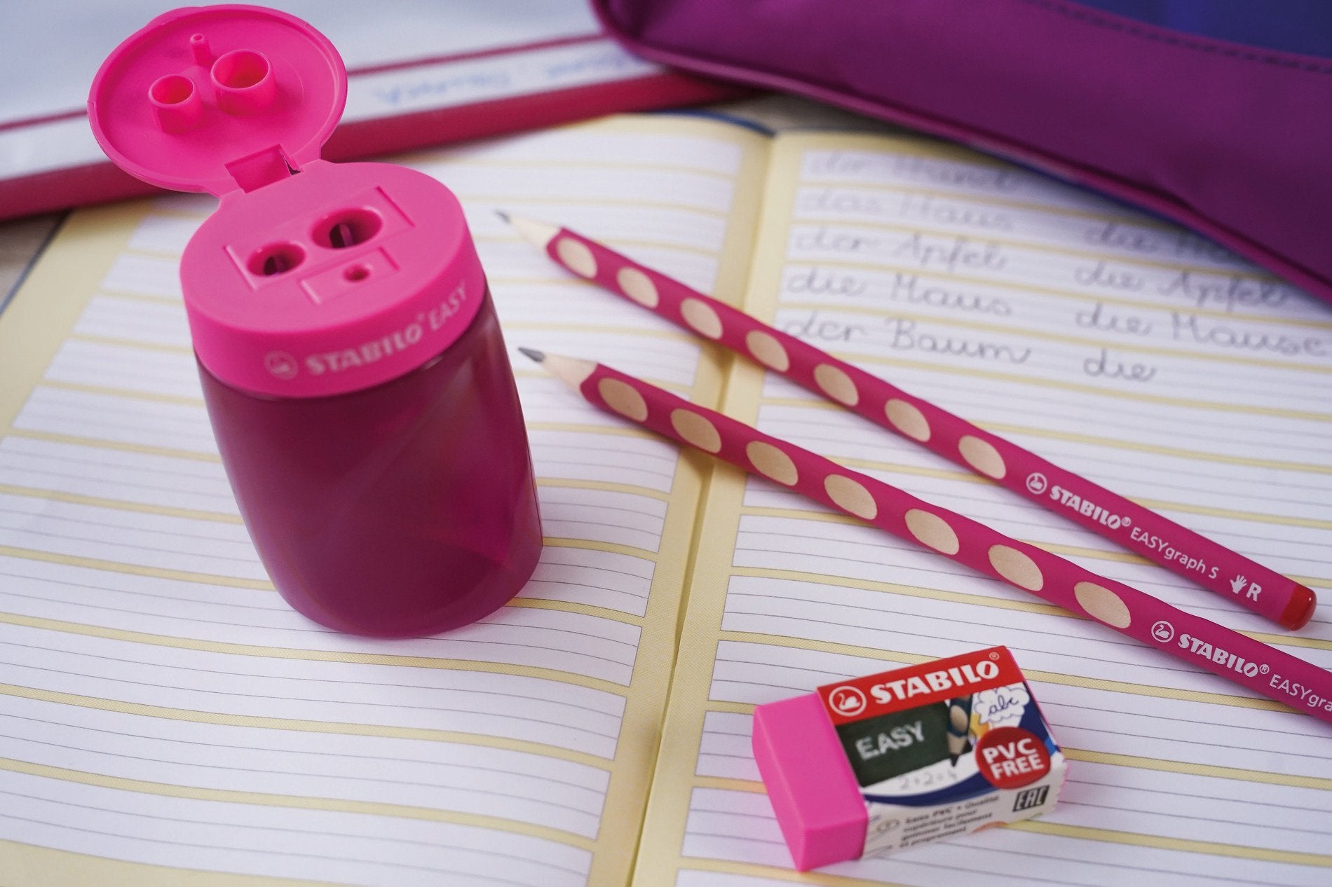 STABILO EASYgraph S Bleistift HB, dreikantig, mit rutschfester Griffzone