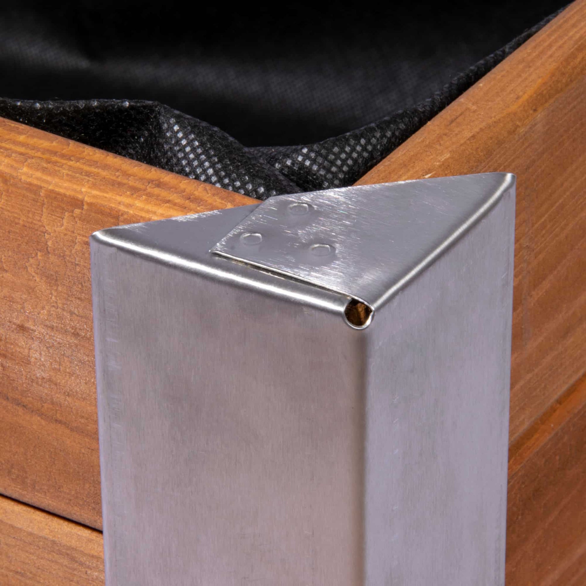 Dobar Pflanzgefäss – 78 × 52 × 40,5 cm – Kiefernholz & Metall & Kunststoff, Braun