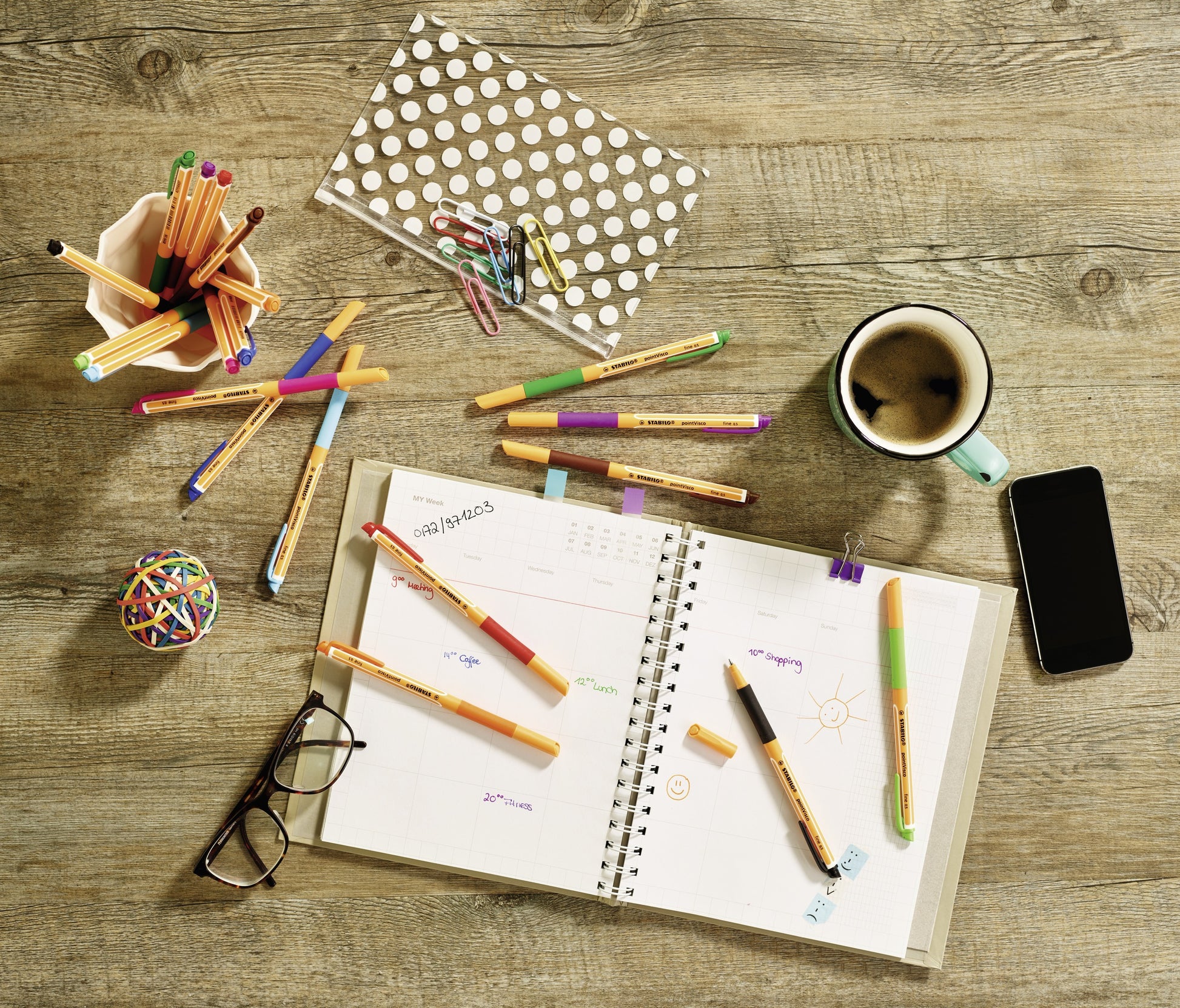 STABILO pointVisco Gelschreiber 4er Etui – 4 Farben, 0,5 mm, schnelltrocknend, Kappe
