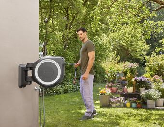 Gardena RollUp Wand-Schlauchbox 35 m – grau – automatisch