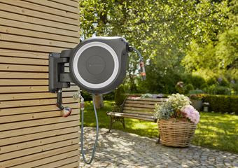 Gardena RollUp Wand-Schlauchbox 35 m – grau – automatisch