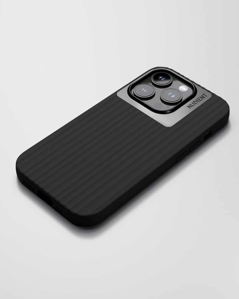 NUDIENT Bold – Backcover – für Apple iPhone 14 Pro, Recycelbarer Kunststoff, Anthrazit Schwarz
