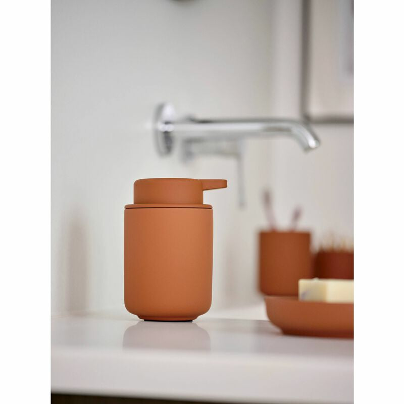 Zone Denmark Zahnbürstenhalter (freistehend) Ume – 8,3×10,3 cm, Steingut, Terrakotta