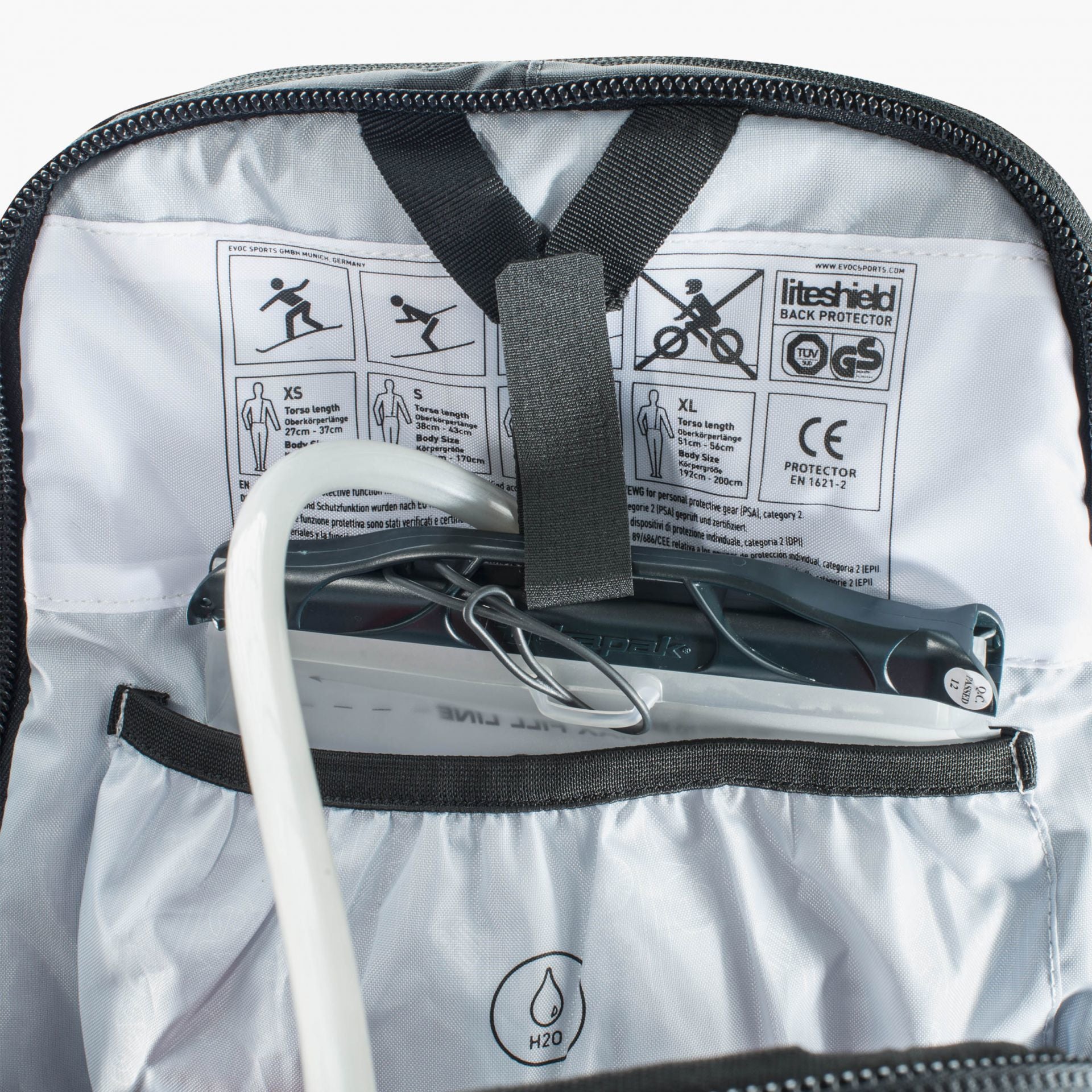 EVOC FR Trail Blackline – Bike-Rucksack – 20 l, Trinksystem, schwarz