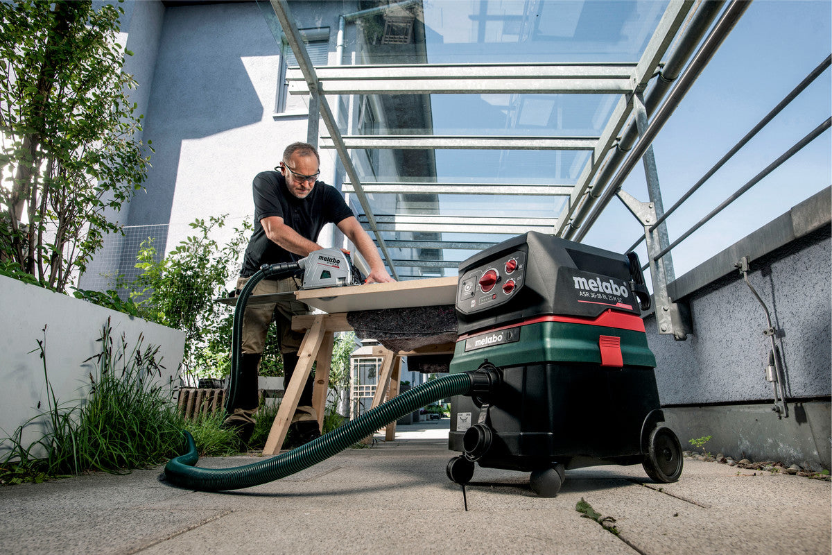 Metabo Akku-Tauchsäge KT 18 LTX 66 BL – 18 V (CAS) – Ø 165 mm – Solo – für Holz – Brushless