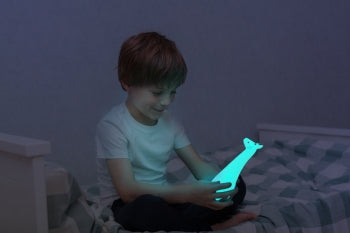 ZAZU Nachtlicht Gina – Ø 7 × 19 cm, RGB, Akku/USB, Grau, Abschaltautomatik 30 min