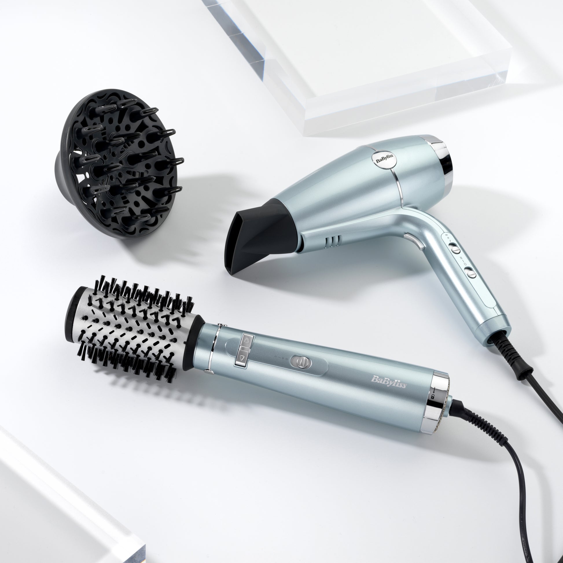 BaByliss Heissluftbürste Hydro Fusion AS773E – Ionenfunktion – 700 W – Aqua/Schwarz