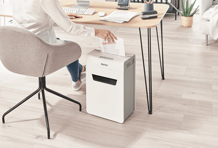 Leitz IQ Protect – Aktenvernichter, DIN P-4, Partikelschnitt, 10 Blatt, 18 l