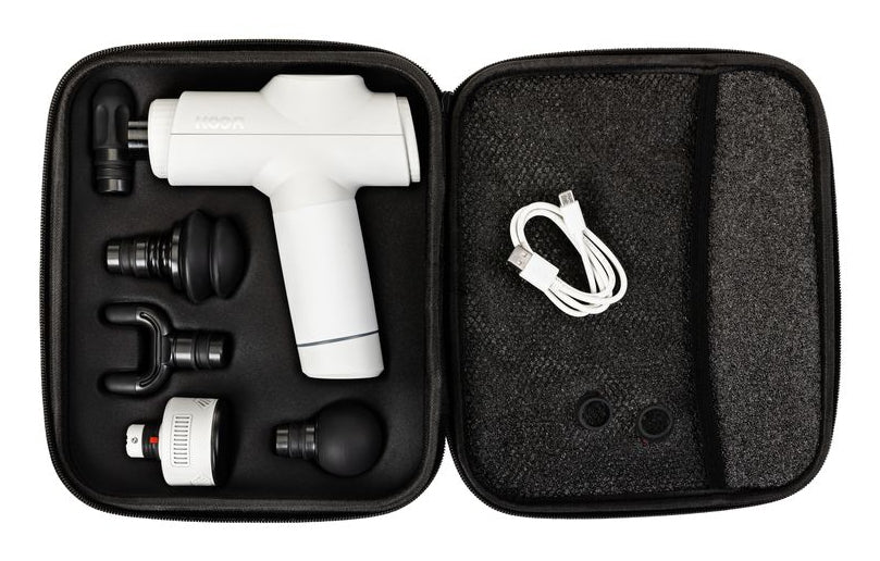 KOOR Massagepistole – Perkussionsmassage, 5 Stufen, mit Wärmefunktion – Weiss, 5 Köpfe – USB, 8 h Laufzeit