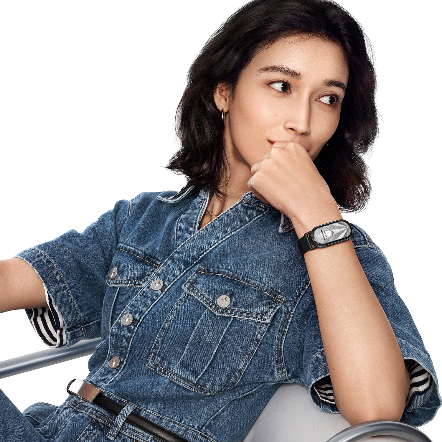 Xiaomi Smart Band 10 – Smartwatch – 1,72" AMOLED, Bluetooth, 5 ATM, Silber, Bandgrösse 135–210 mm, Sportarmband
