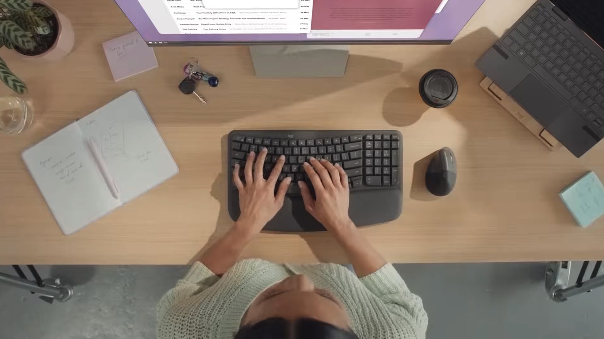 Logitech Wave Keys – Ergonomische Tastatur – Membran – Bluetooth & 2,4 GHz (Logi Bolt) – QWERTY (ES) – Graphit