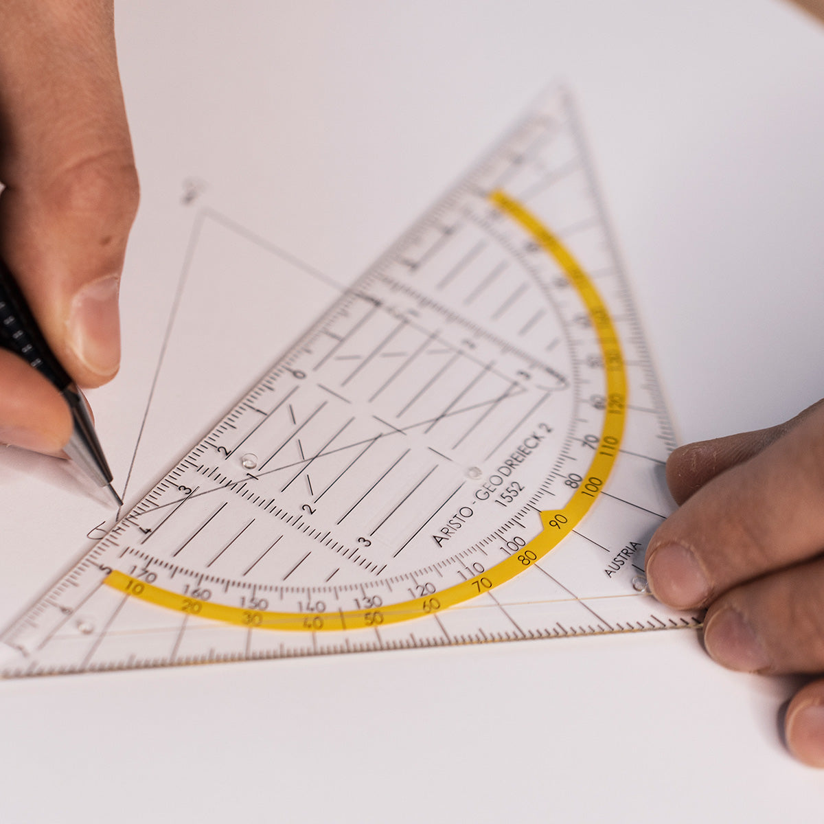 Aristo Geodreieck, 16 cm, 45° – mit abnehmbarem Griff, mit Tuschenoppen – Acrylglas