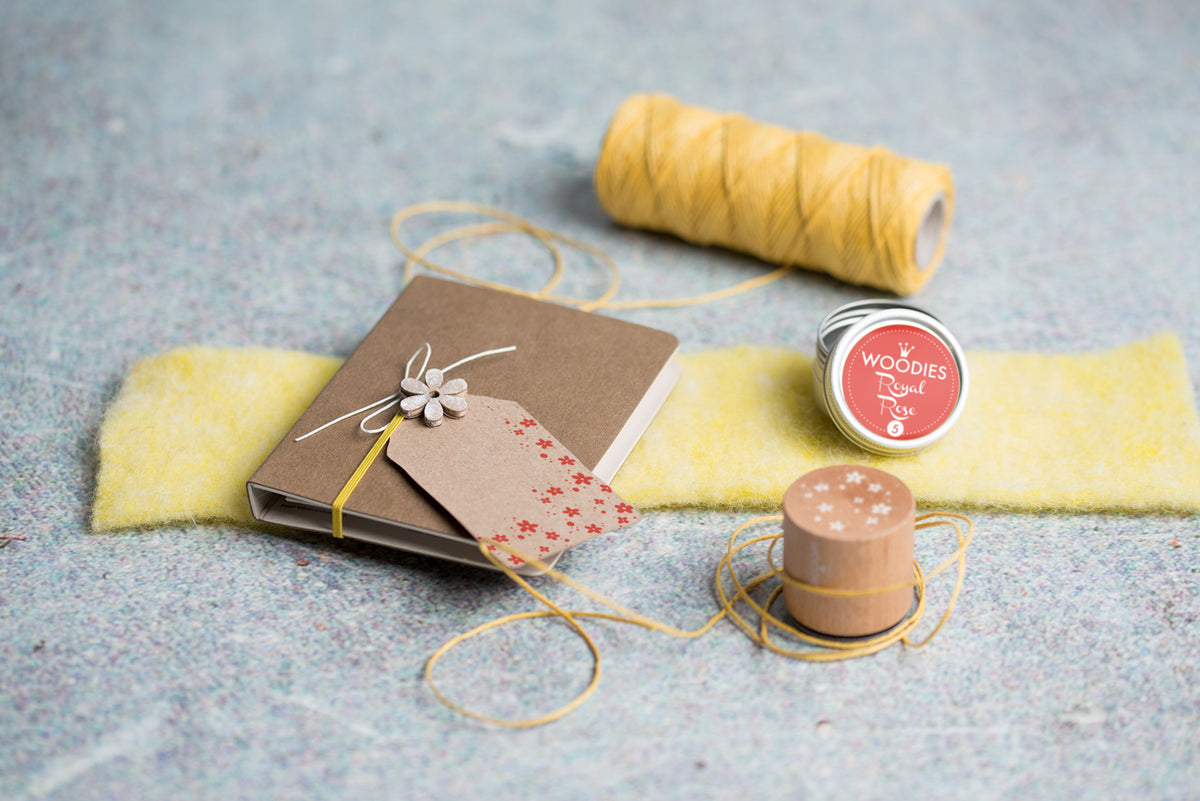 Colop Woodies – Motivstempel, Holz, Motiv Kleine Blumen, Ø 30 mm