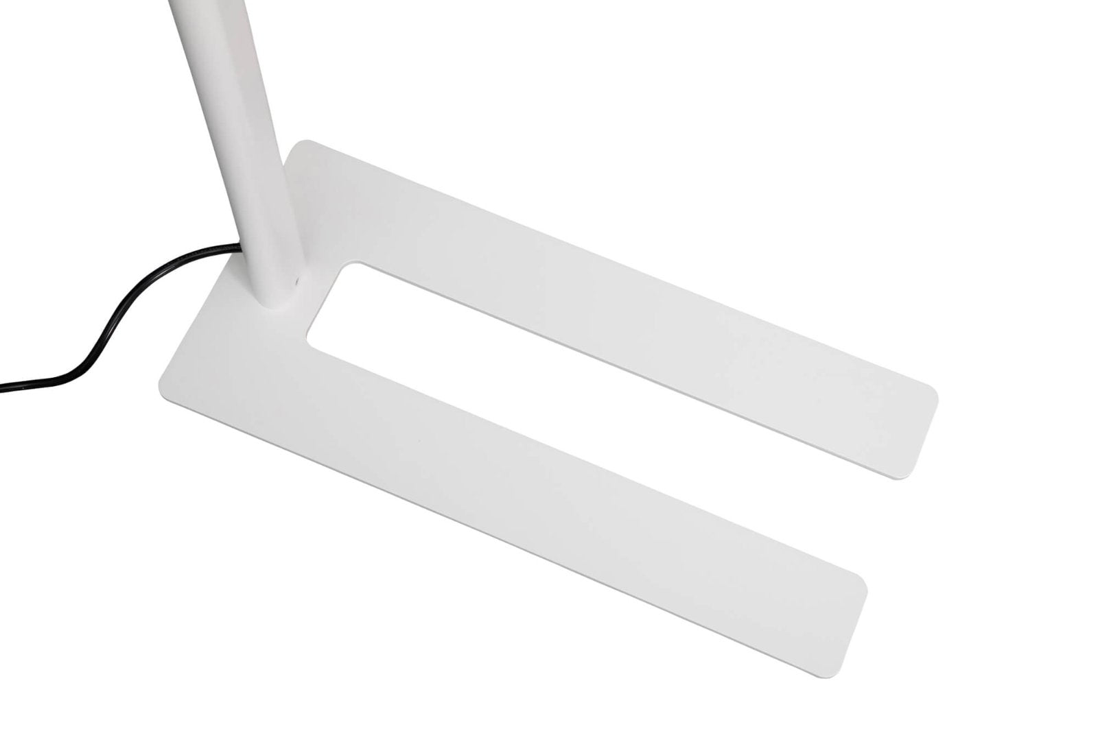 MAUL Stehleuchte LED MAULjet – 4000 K – 2’617 lm 51 W – weiss