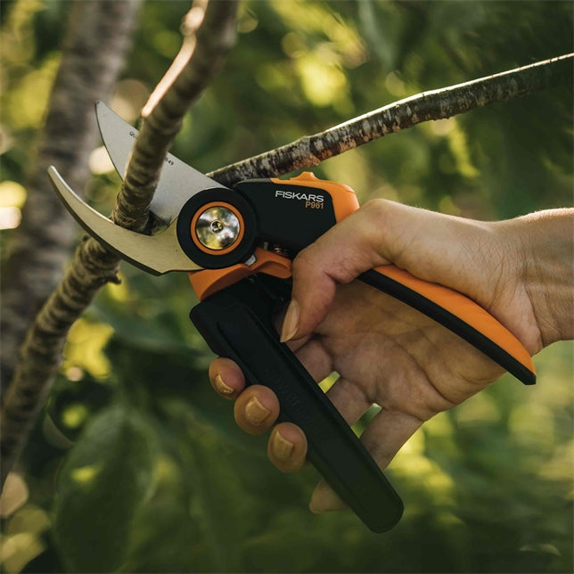 Fiskars X-Serie L P961 – Bypass-Gartenschere 26 mm Schnittkapazität, Edelstahlklinge, Kunststoffgriff