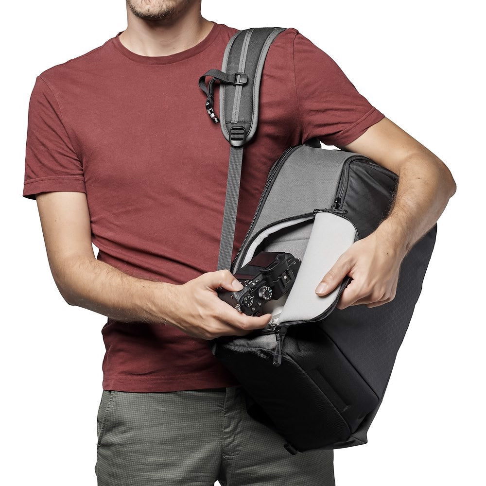Lowepro Flipside 300 AW III Kamerarucksack – 17 l, Notebook-/Tablet-Fach, Regenhülle – Dunkelgrau