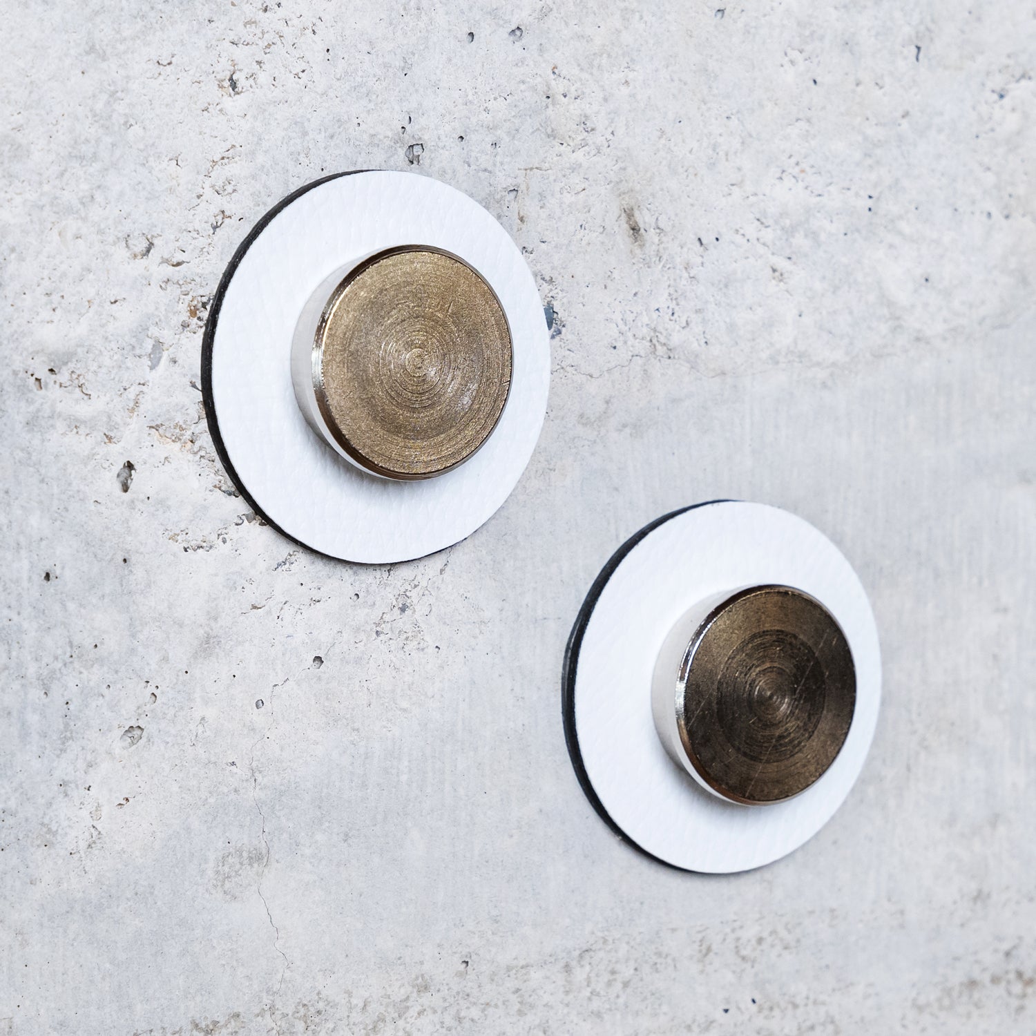 Silwy Montagepad – 50 × 50 mm, weiss, bis 0,08 kg, für Glas, Innen