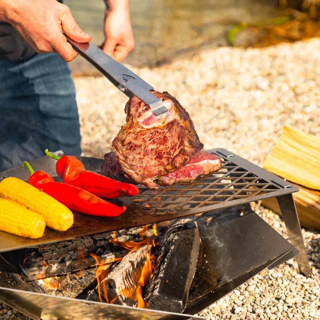 Fennek Grill 4FIRE – Edelstahl, zusammenklappbar, 62,8×24×22 cm – silber