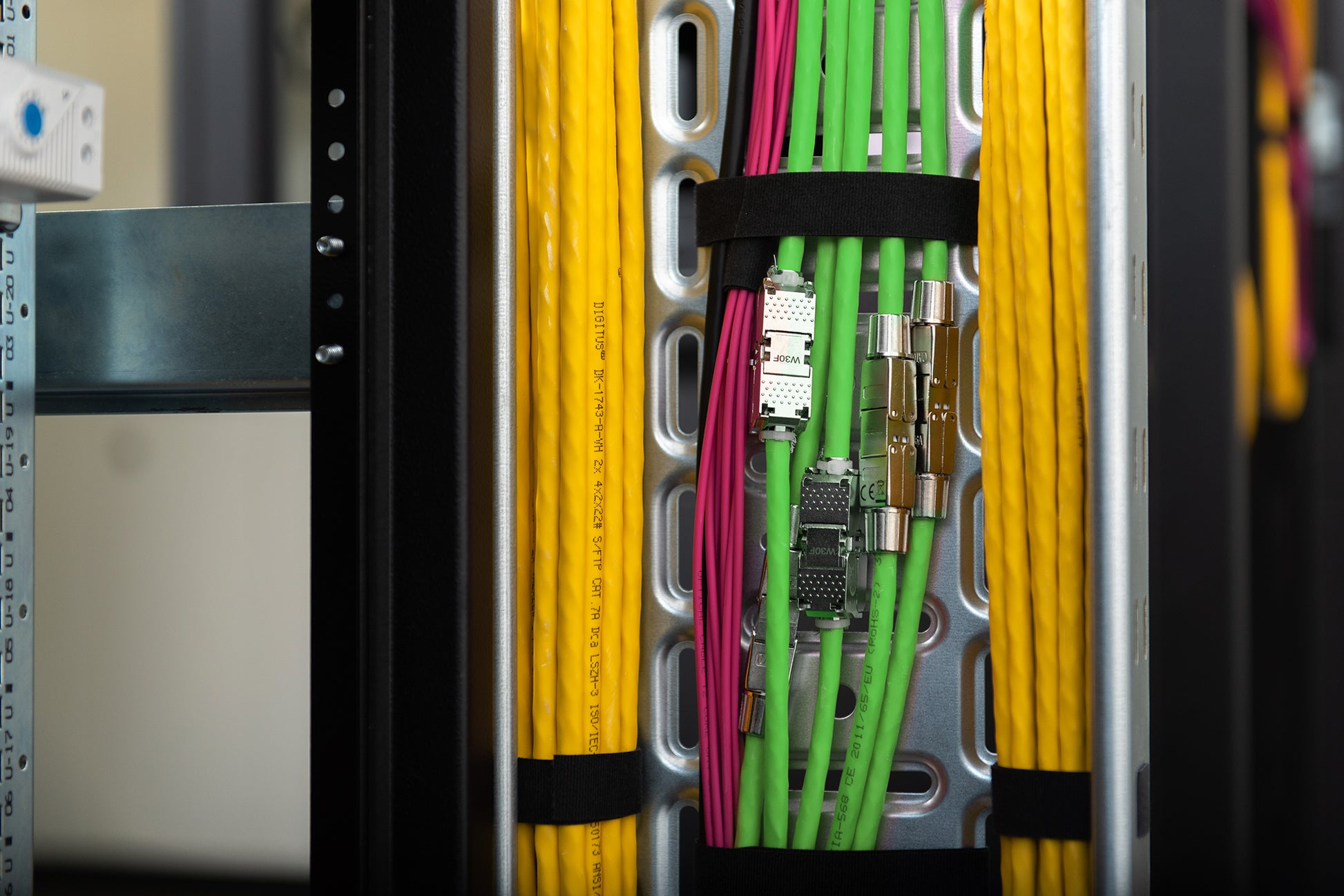 Digitus CAT 8.2 Netzwerkkabel – 1000 m, S-FTP