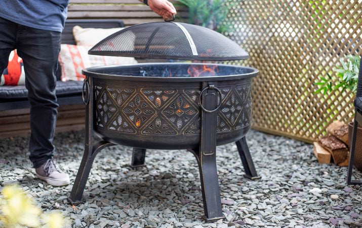 La Hacienda Moreque Feuerschale – Ø 76 × 68 cm – Stahl, bronze