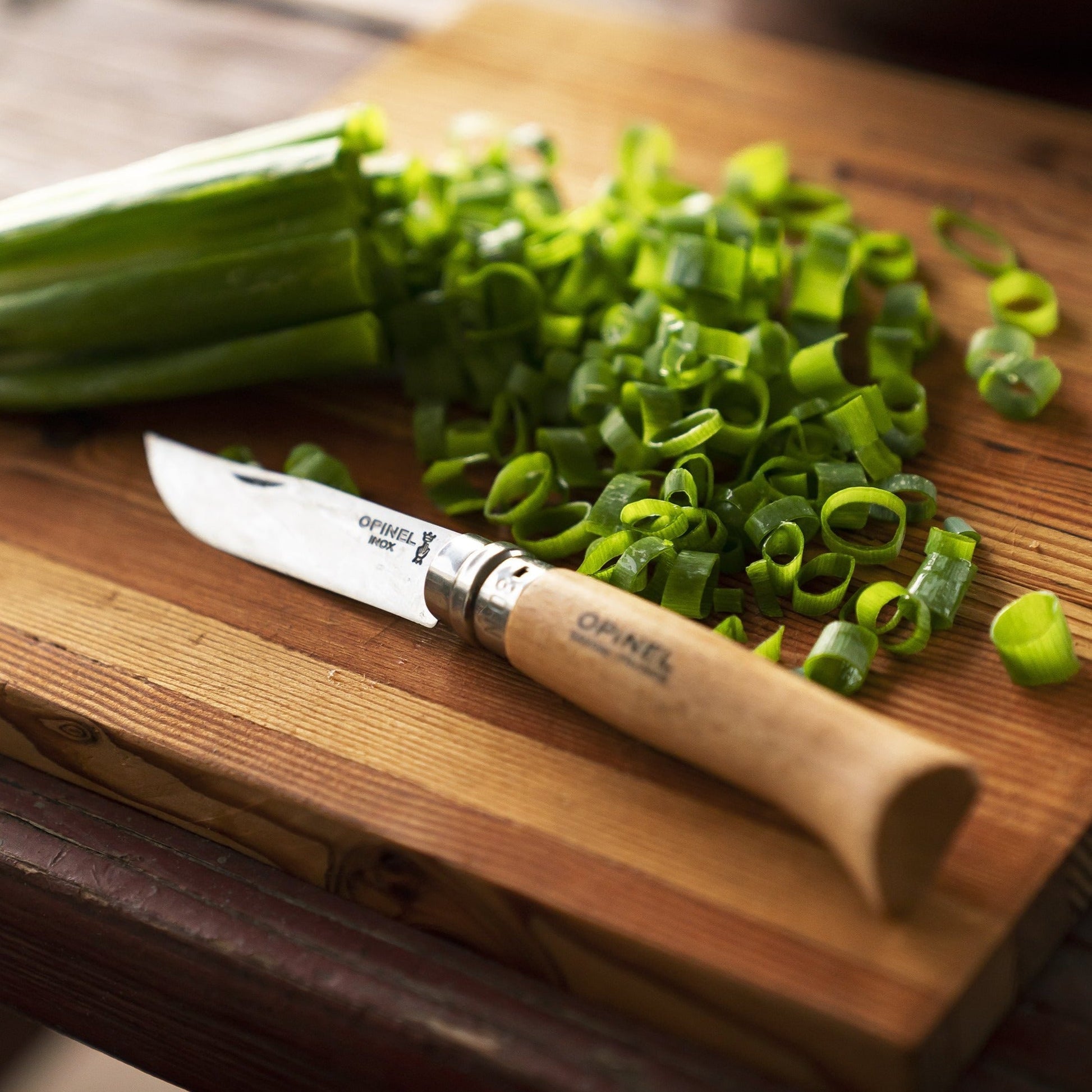 Opinel N°8 – Klappmesser 80 mm, Holzgriff, arretierbare Klinge