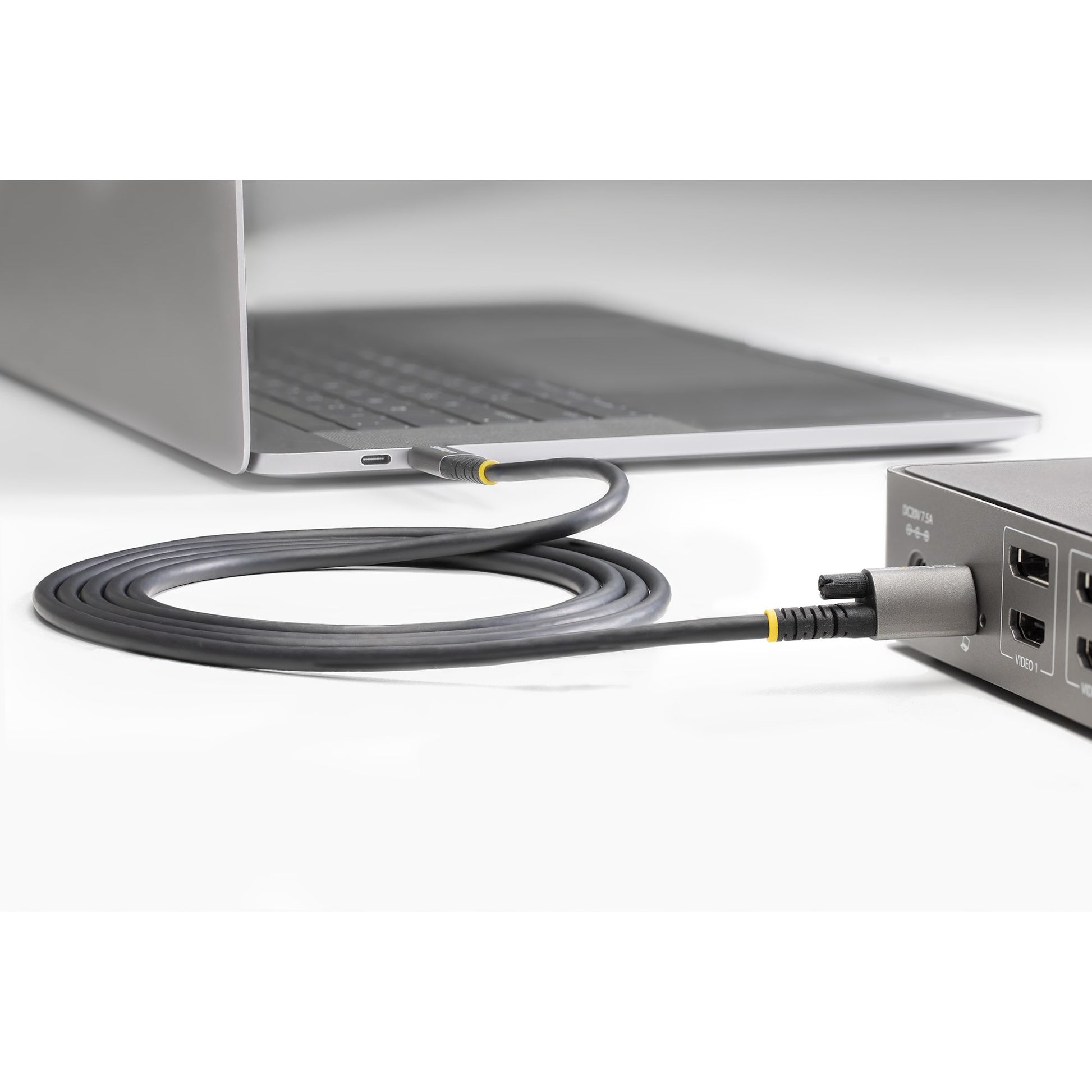 StarTech.com USB-C auf USB-C Kabel – USB 3.2 Gen 2 – 1 m – PD 100 W – 8K/60 – Schraubenverriegelung