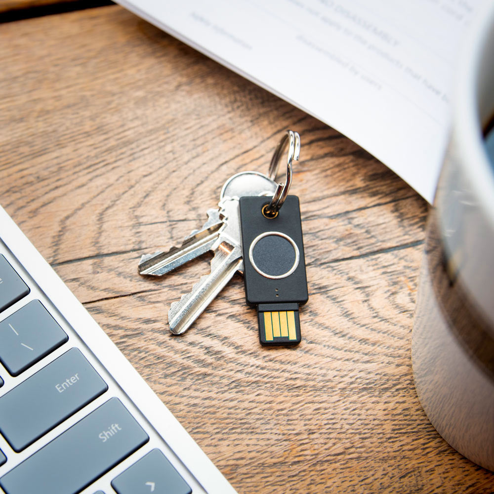 Yubico USB-Sicherheitsschlüssel – USB-A – Schwarz – für Windows, macOS, Chrome OS und mehr