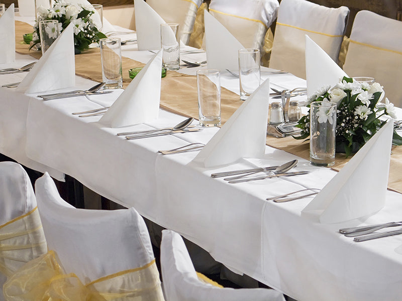 PartyDeco Tischdecke – 140×170 cm, Polyester, Weiss, Hochzeit