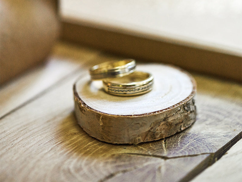 PartyDeco Tischkarten Holzscheibe Hochzeit – Braun – Ø 4,5–6,5 cm – Holz (Weide) – 6 Stk