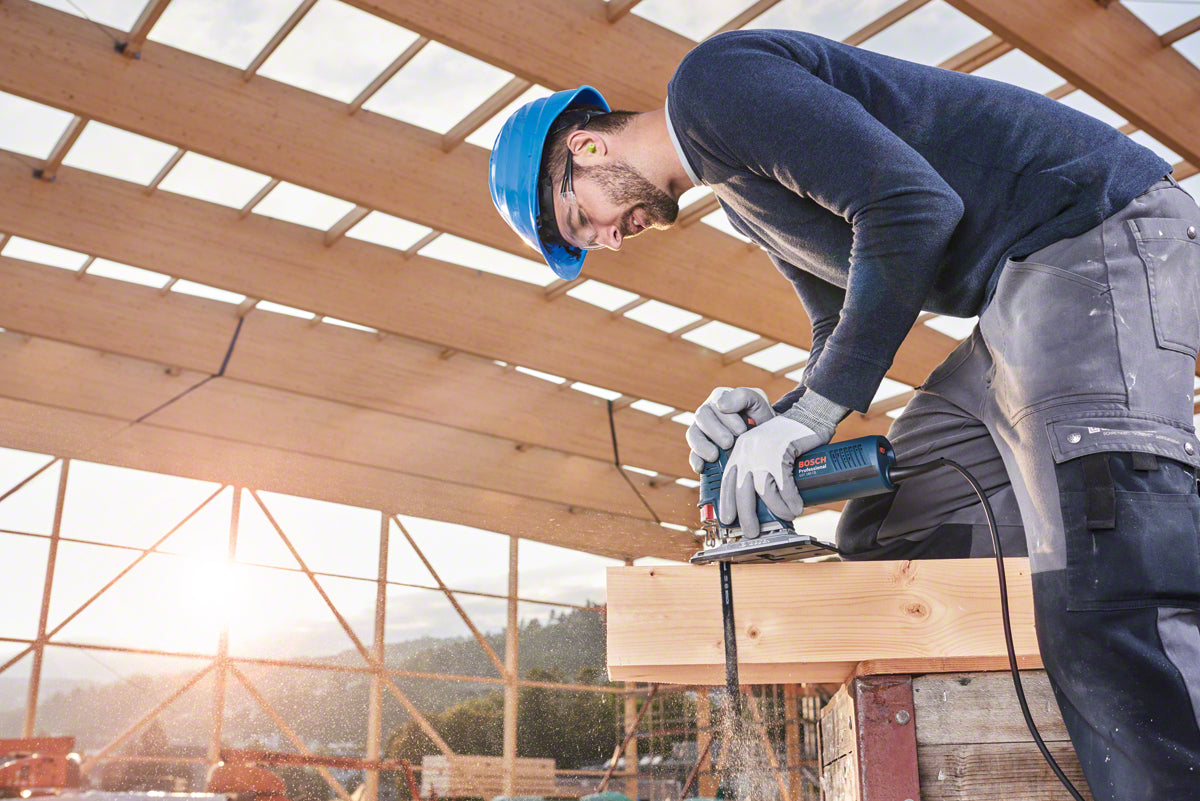 Bosch Professionelles Stichsägeblatt 152 mm HCS – Zahnteilung 4 mm – für Holz – 5 Stk