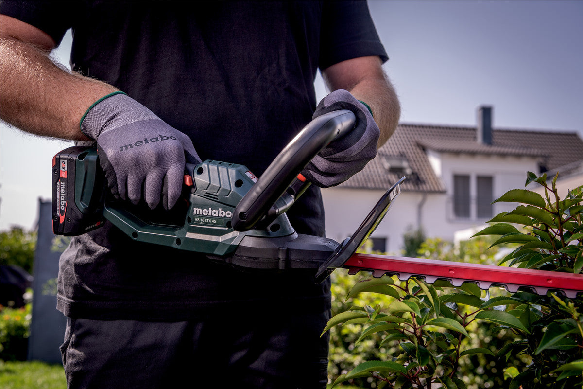 Metabo HS 18 LTX 55 Akku-Heckenschere – 18 V – 550 mm Schwert – 2×2,0 Ah & Ladegerät – CAS