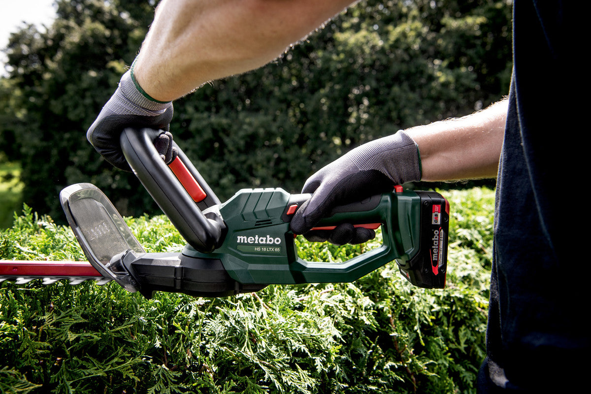 Metabo HS 18 LTX 55 Akku-Heckenschere – 18 V – 550 mm Schwert – 2×2,0 Ah & Ladegerät – CAS