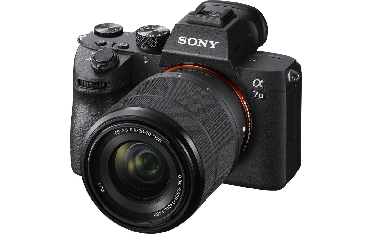 Sony Alpha 7 III Kit 28–70mm f/3.5–5.6 OSS – Vollformat, 24,2 MP, 4K, Schwarz