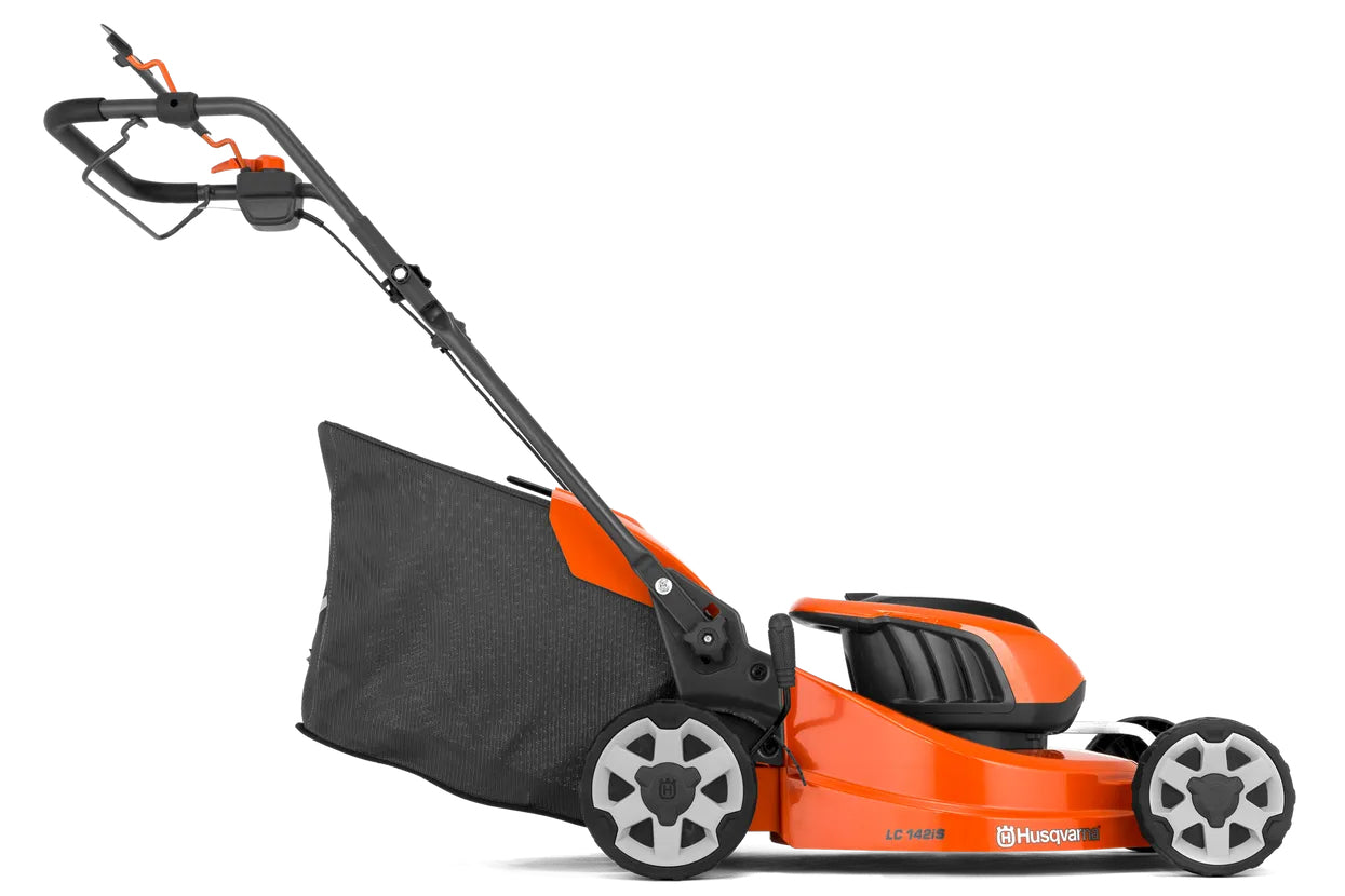Husqvarna LC 142iS Kit Akku-Rasenmäher, bürstenlos – 36 V – Schnittbreite 42 cm – 50 l – 2×4,0 Ah & Ladegerät