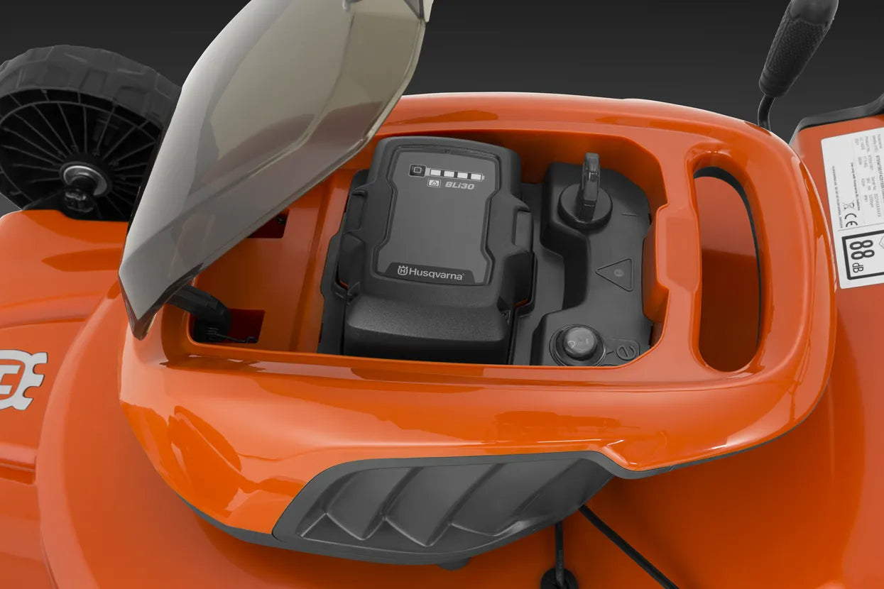 Husqvarna LC 142iS Kit Akku-Rasenmäher, bürstenlos – 36 V – Schnittbreite 42 cm – 50 l – 2×4,0 Ah & Ladegerät
