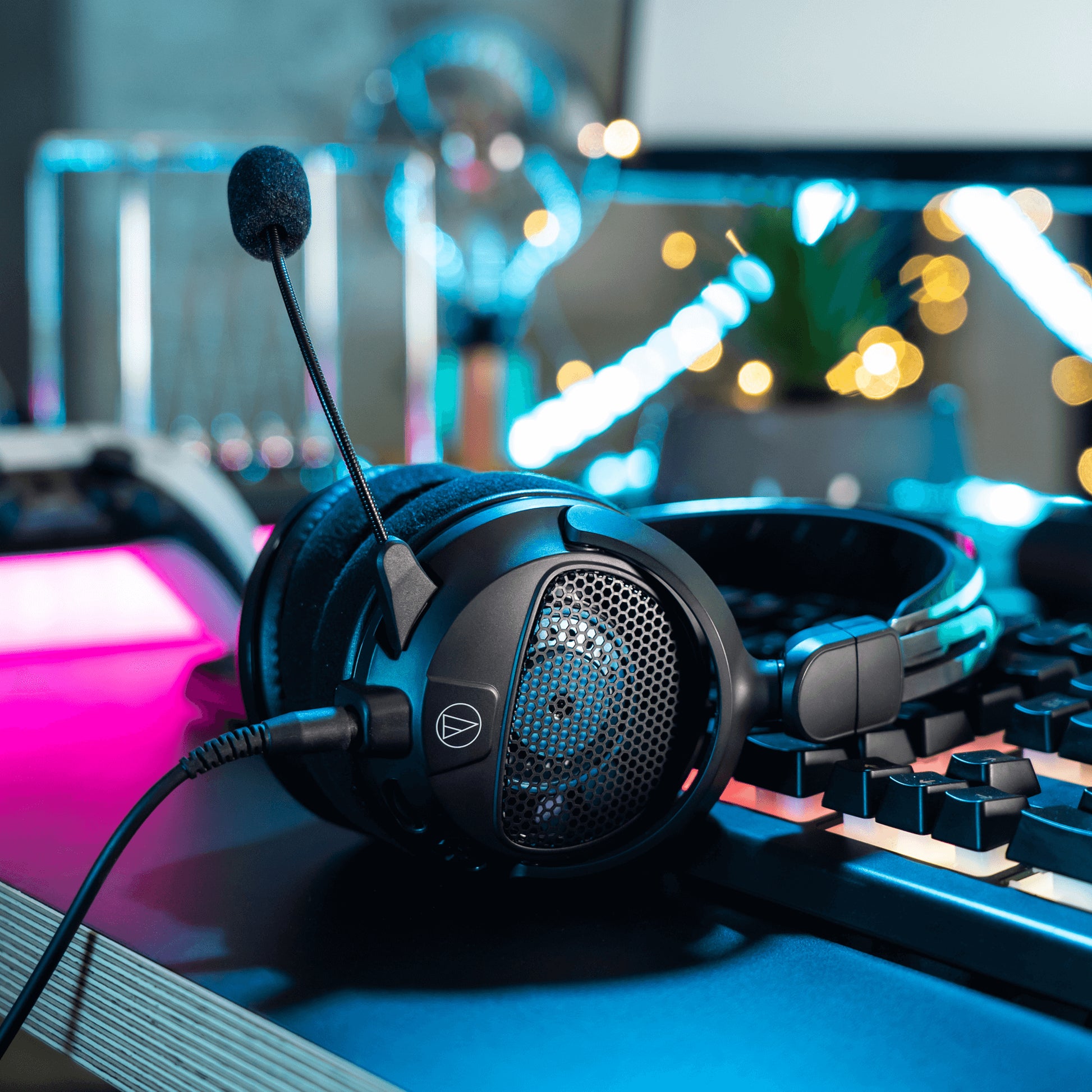 Audio-Technica ATH-GDL3 Gaming-Headset – Over-Ear, Stereo, Kabelgebunden, für PC, PS5, Xbox Series X/S, Schwarz
