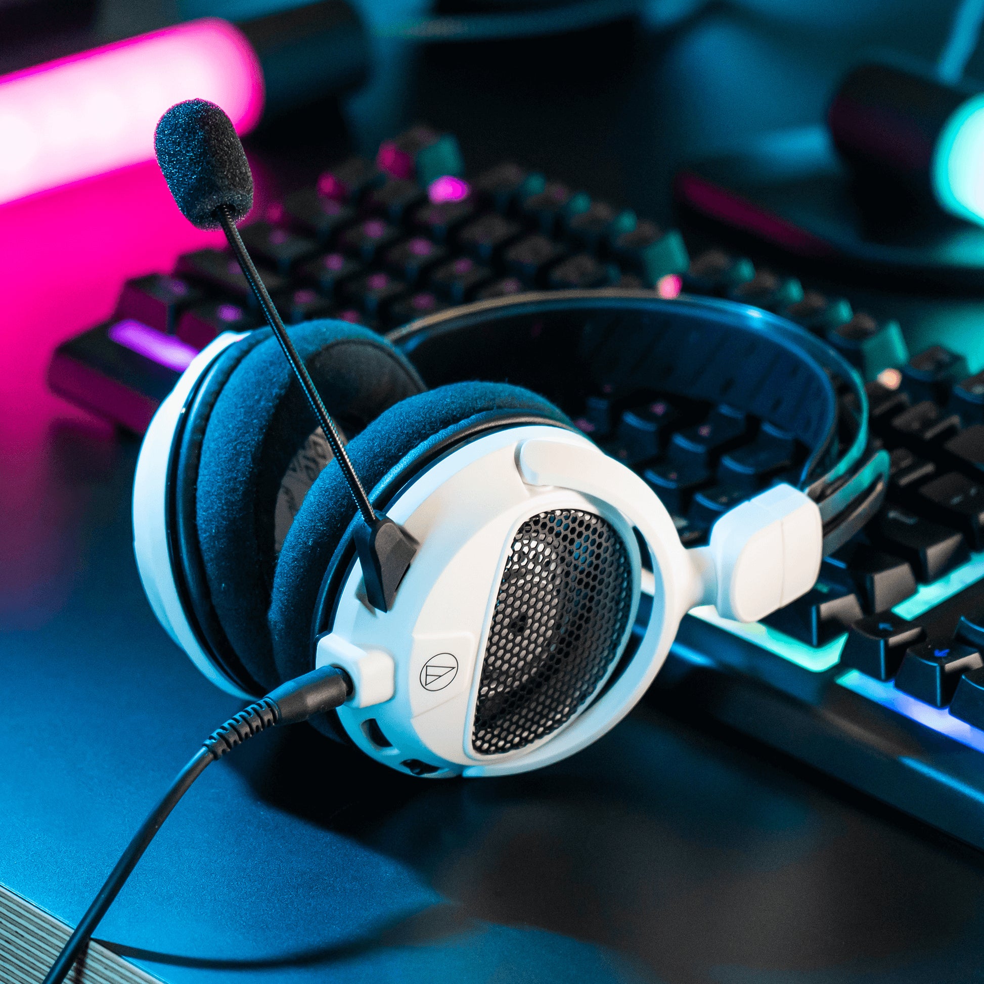 Audio-Technica ATH-GDL3 Gaming-Headset – On-Ear, Stereo, Kabelgebunden, 3,5 mm Klinke, Weiss