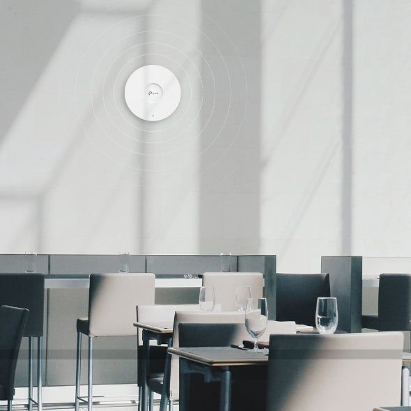 TP-Link EAP670 – Access Point – Wi‑Fi 6 (2,4/5 GHz), 5,4 Gbit/s, 2.5GbE, PoE, Wand/Decke