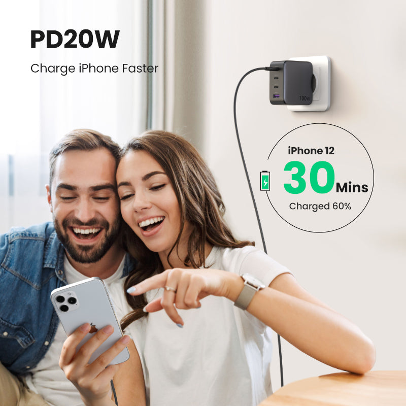 Ugreen Nexode 40747 USB Wandladegerät 100 W – USB-C×3, USB-A×1 – PD 3.0, QC 4+, GaN – Schwarz