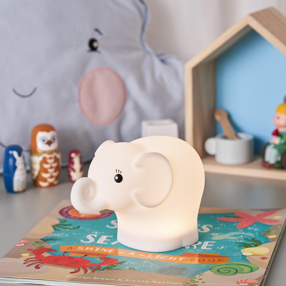 Pauleen Nachtlicht Night Elephant – 40 lm, mehrfarbig, Akku 24 h, IP20 – Weiss